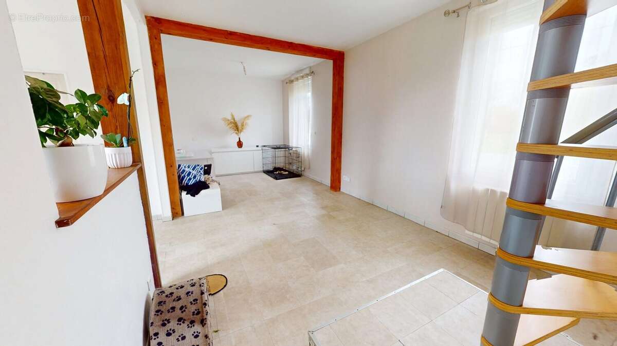 Maison à VITRY-AUX-LOGES
