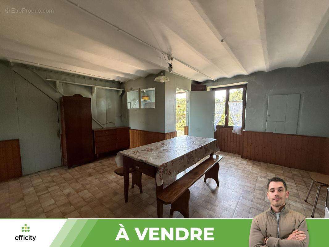 Maison à CHATEAU-GARNIER