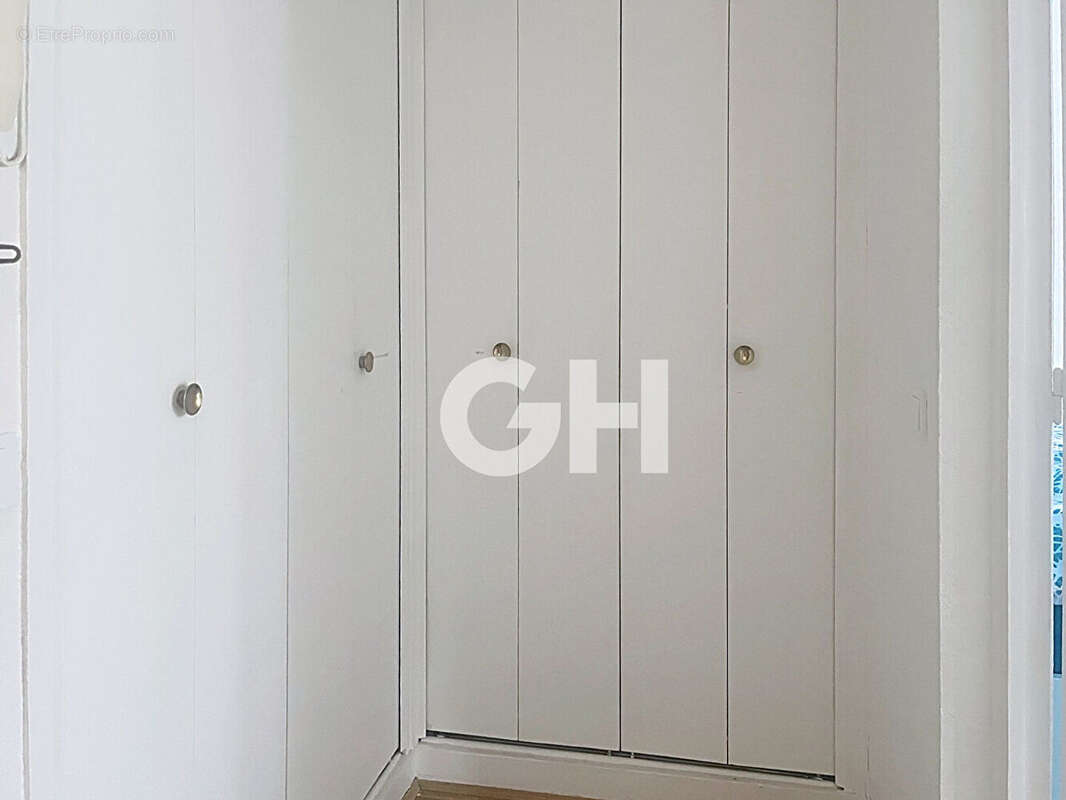 Appartement à PARIS-11E