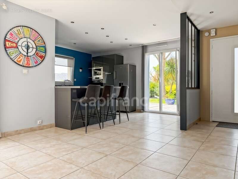 Maison contemporaine familiale – 8 pièces – 172 m² – Landéda (Finistère) – proche mer, plage et centre - photo 5