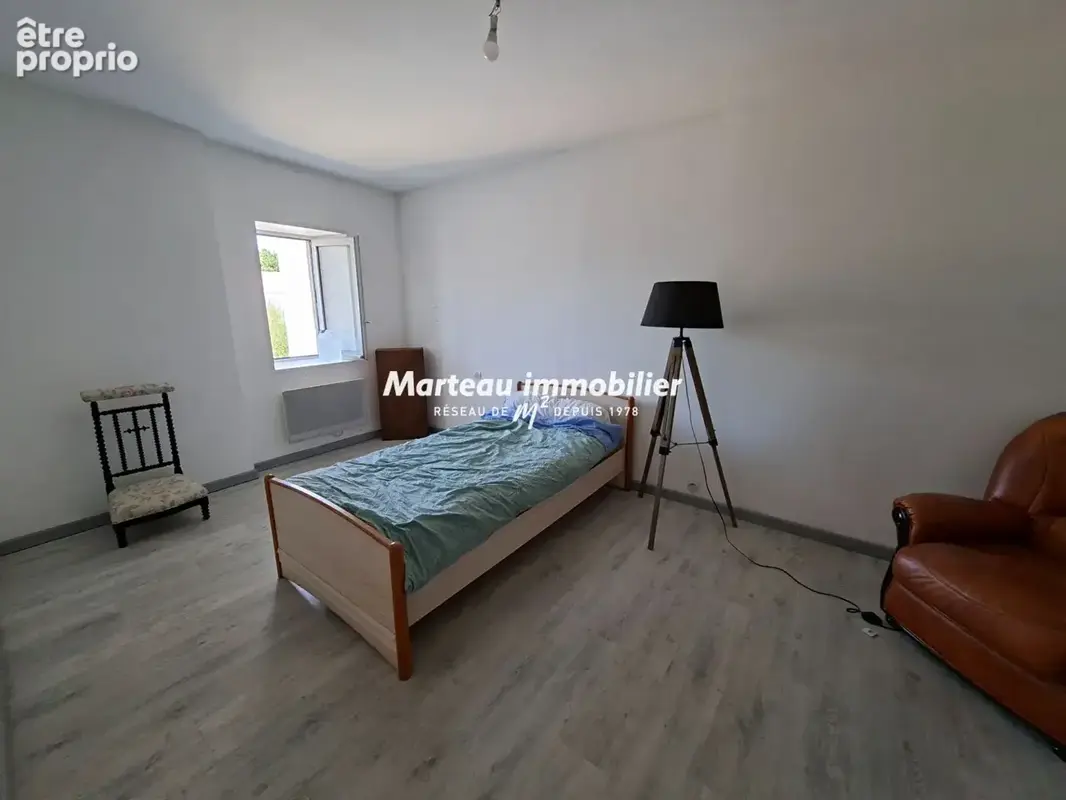 Maison de bourg Tresson 4 pièce(s) 125 m2 - photo 6