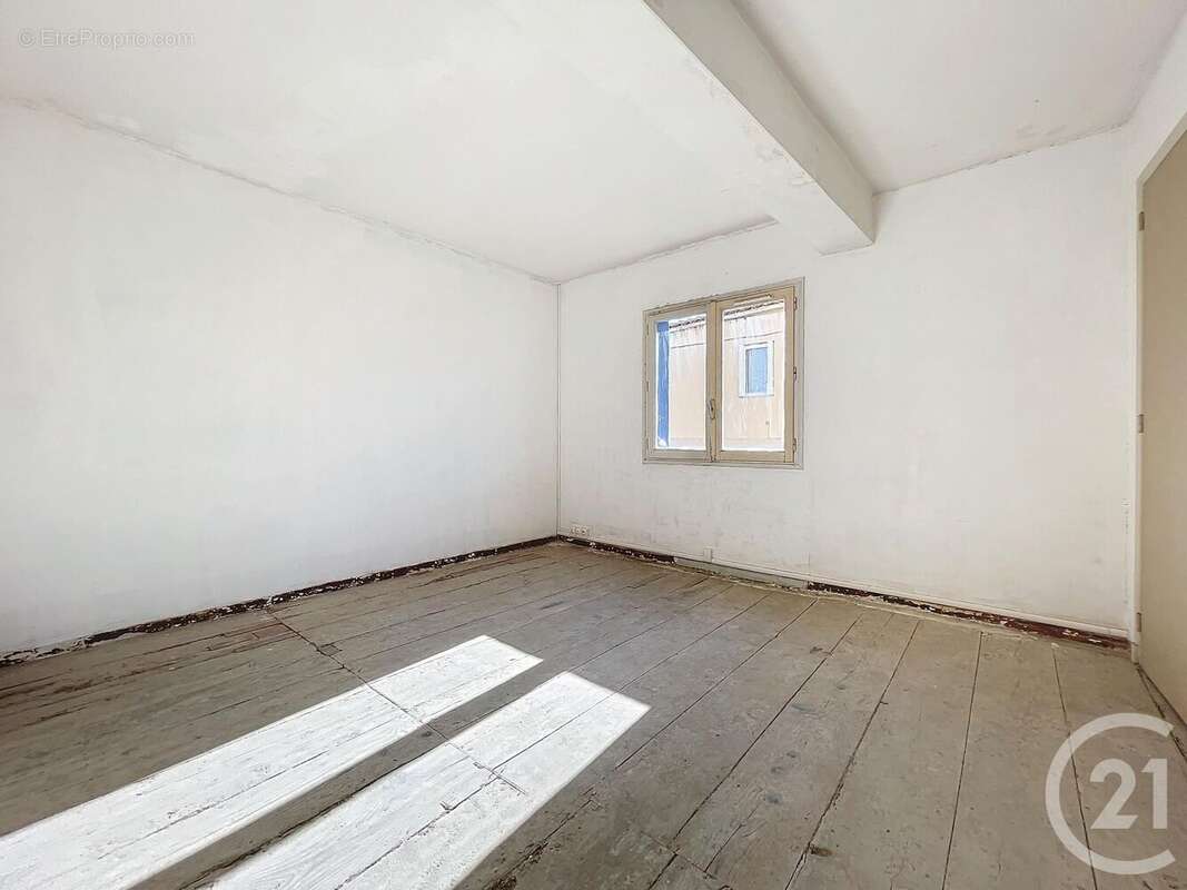 Maison à LATOUR-BAS-ELNE