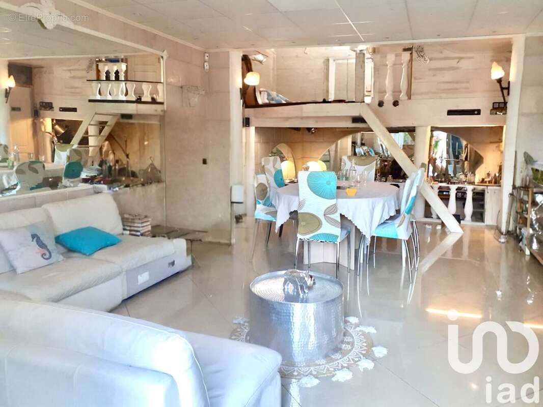 Photo 4 - Maison à IVRY-SUR-SEINE