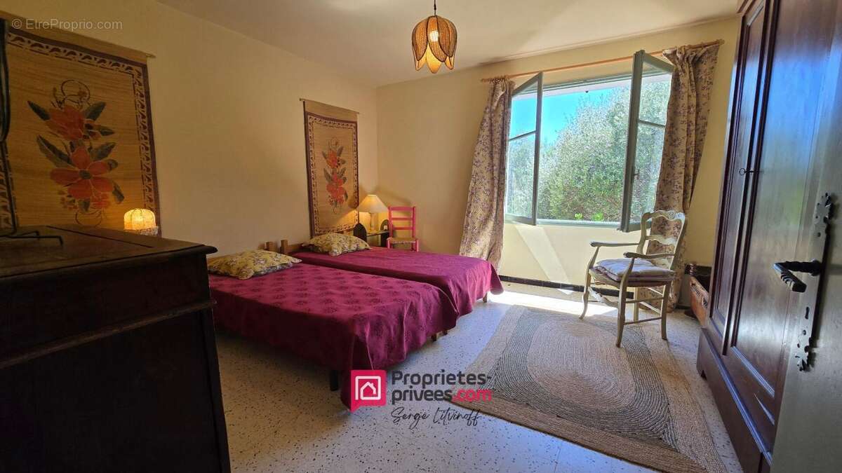 Maison à PLAN-DE-LA-TOUR