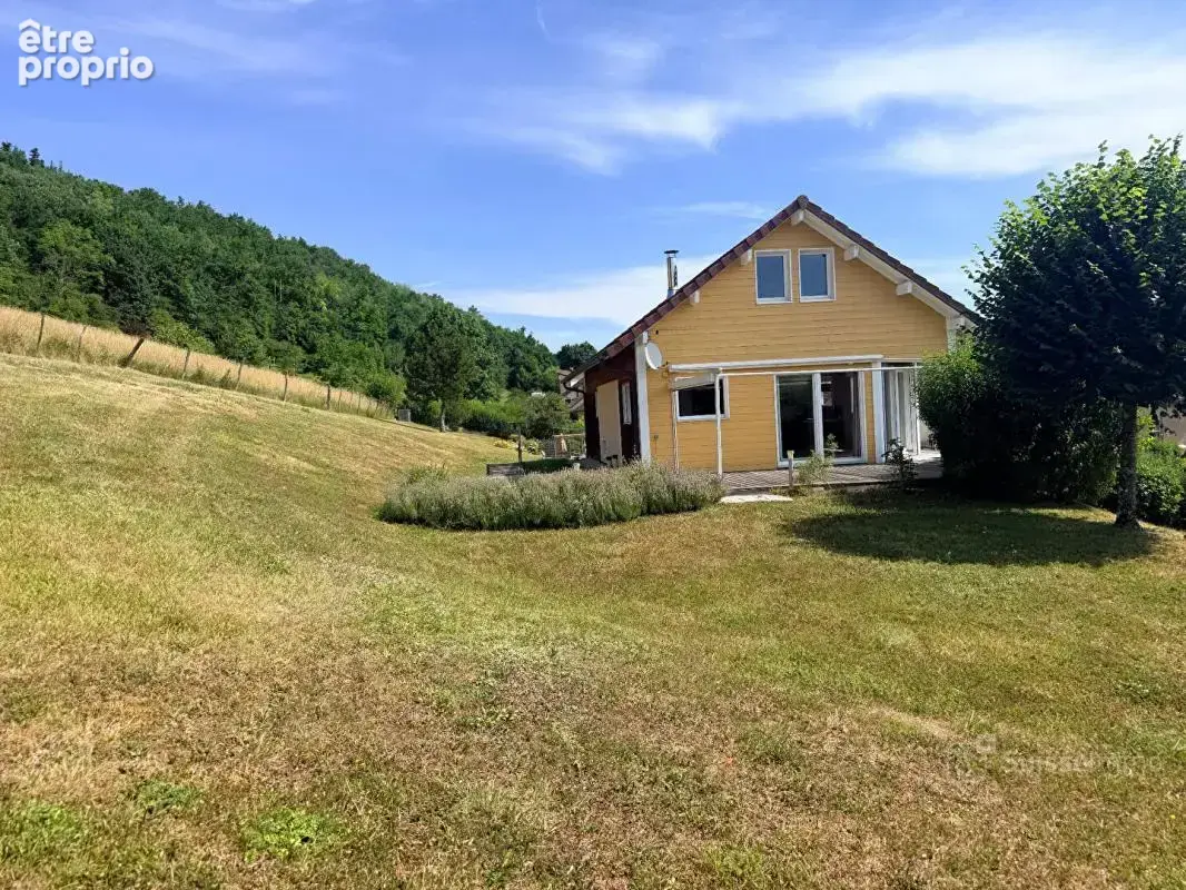 Maison à CHAMPAGNOLE