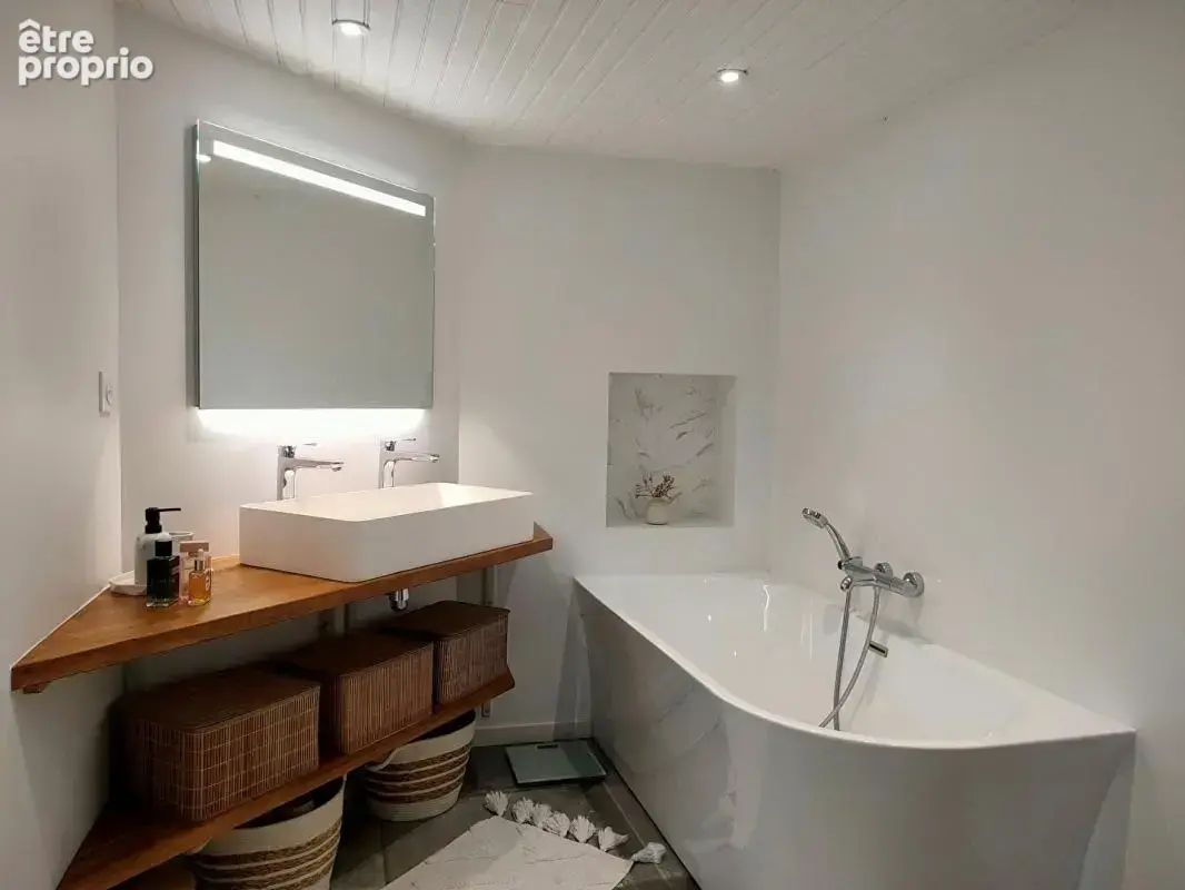 Propriete - 350 m² - 9 pieces - parc avec dependances - photo 13