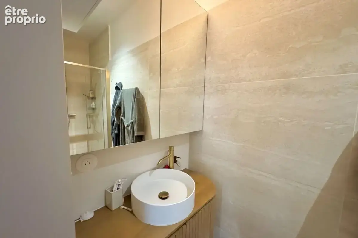 Appartement 2 pièces 43 m² à vendre à Paris-10e (75010) - photo 7