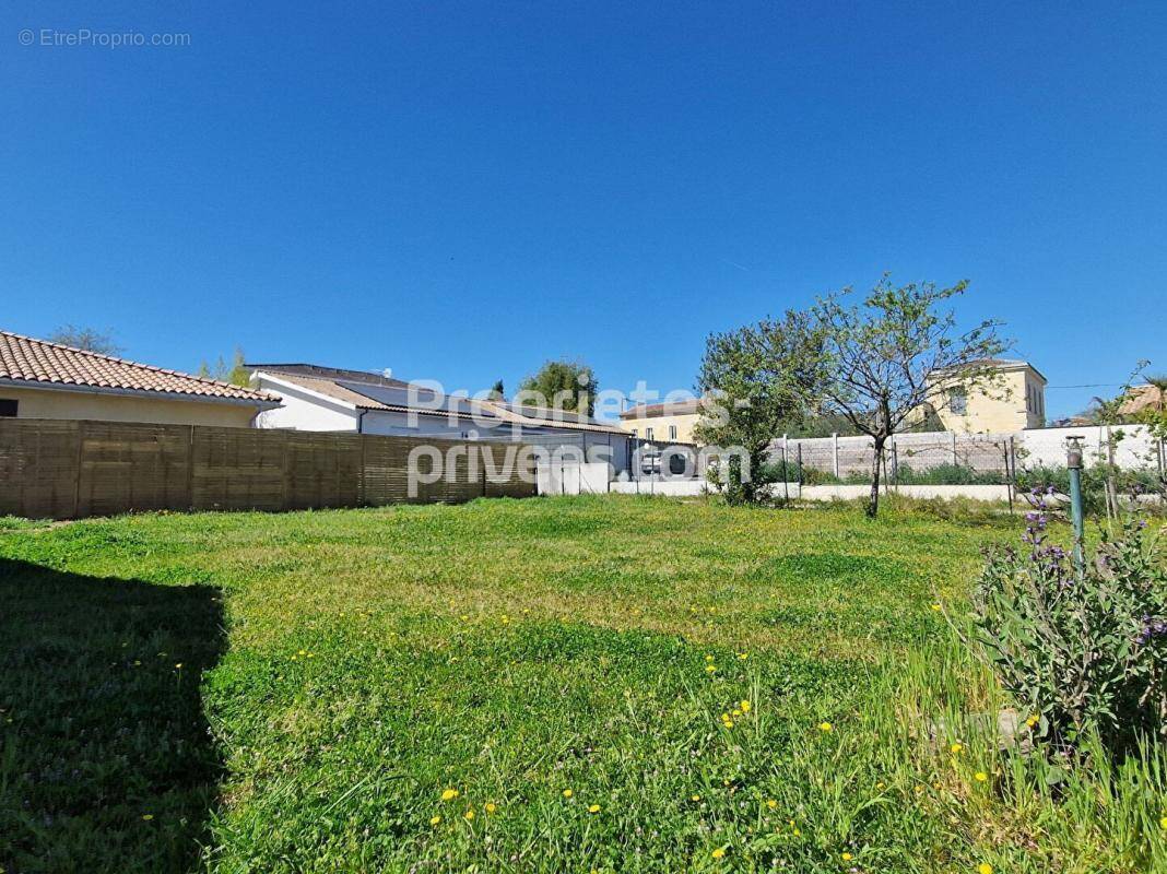 Terrain à SAINT-ANDRE-DE-CUBZAC