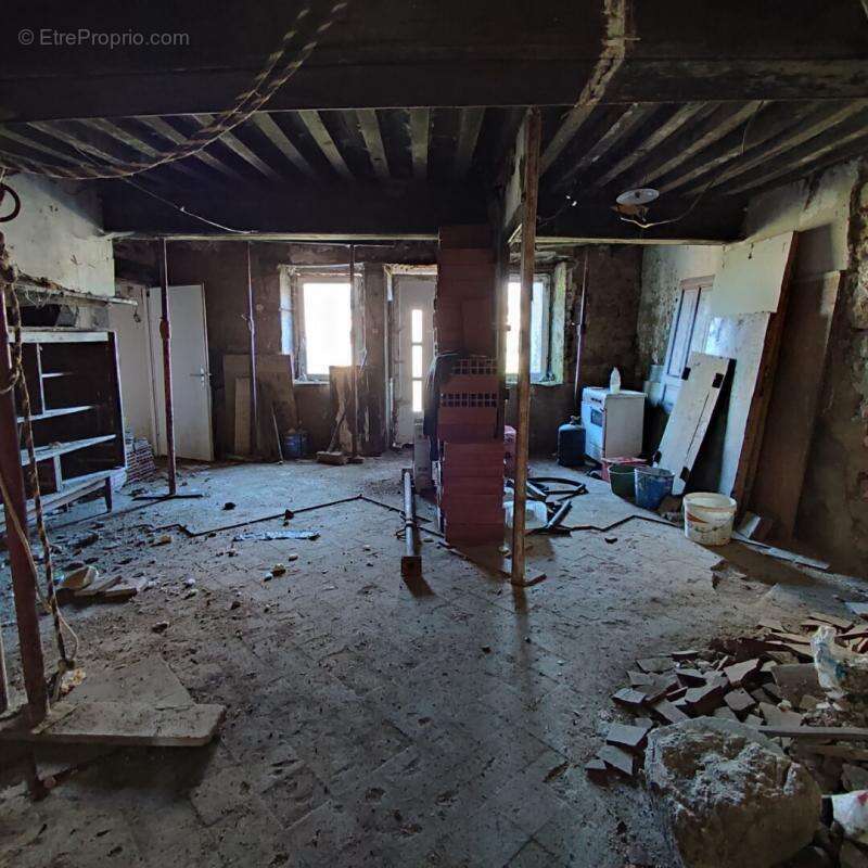 Maison à MARIGNY-L&#039;EGLISE