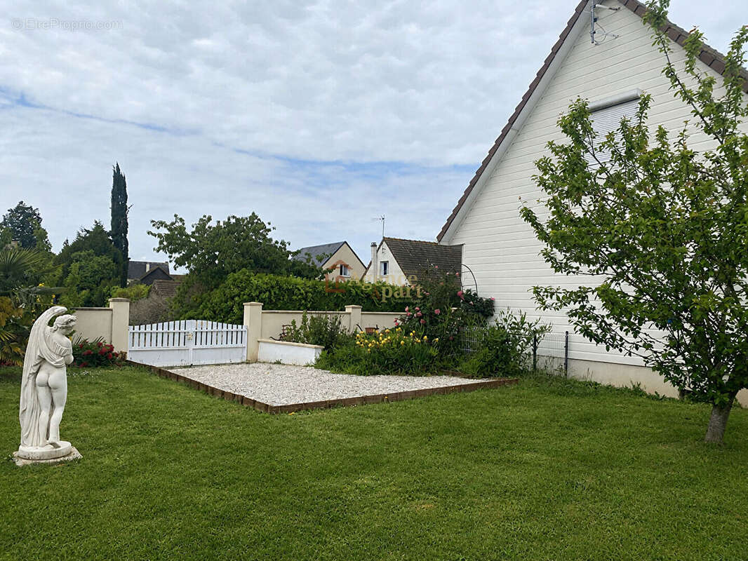 Maison Argences 7 pièce(s) 131m² - photo 4