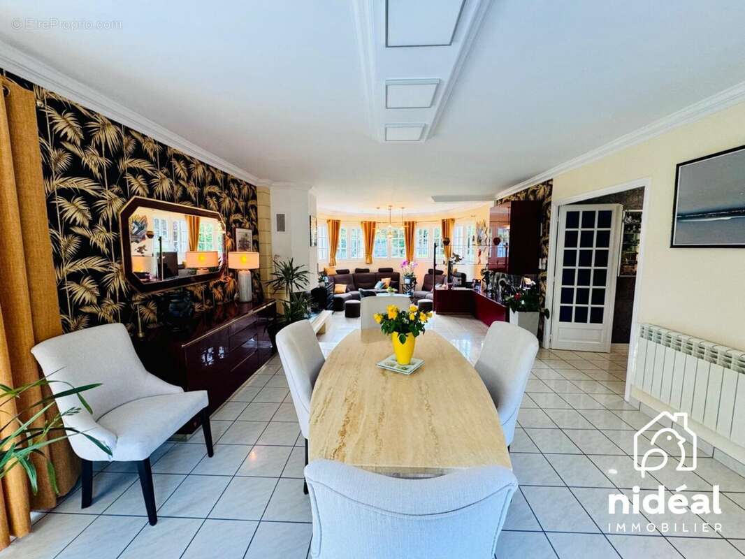 Maison à HEUDREVILLE-SUR-EURE