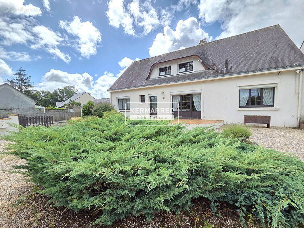 Maison à LA CHAPELLE-DES-MARAIS