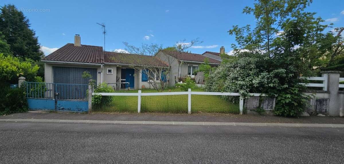 Maison à vendre 5 pièces CONDAT SUR VIENNE (87) - photo 15