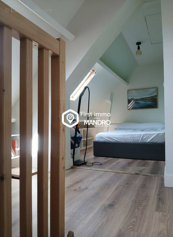 Appartement à BRIE-COMTE-ROBERT