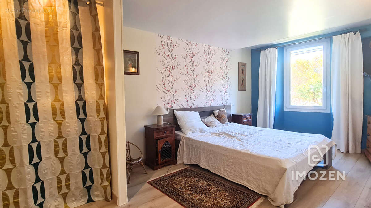 Appartement à MAZAUGUES