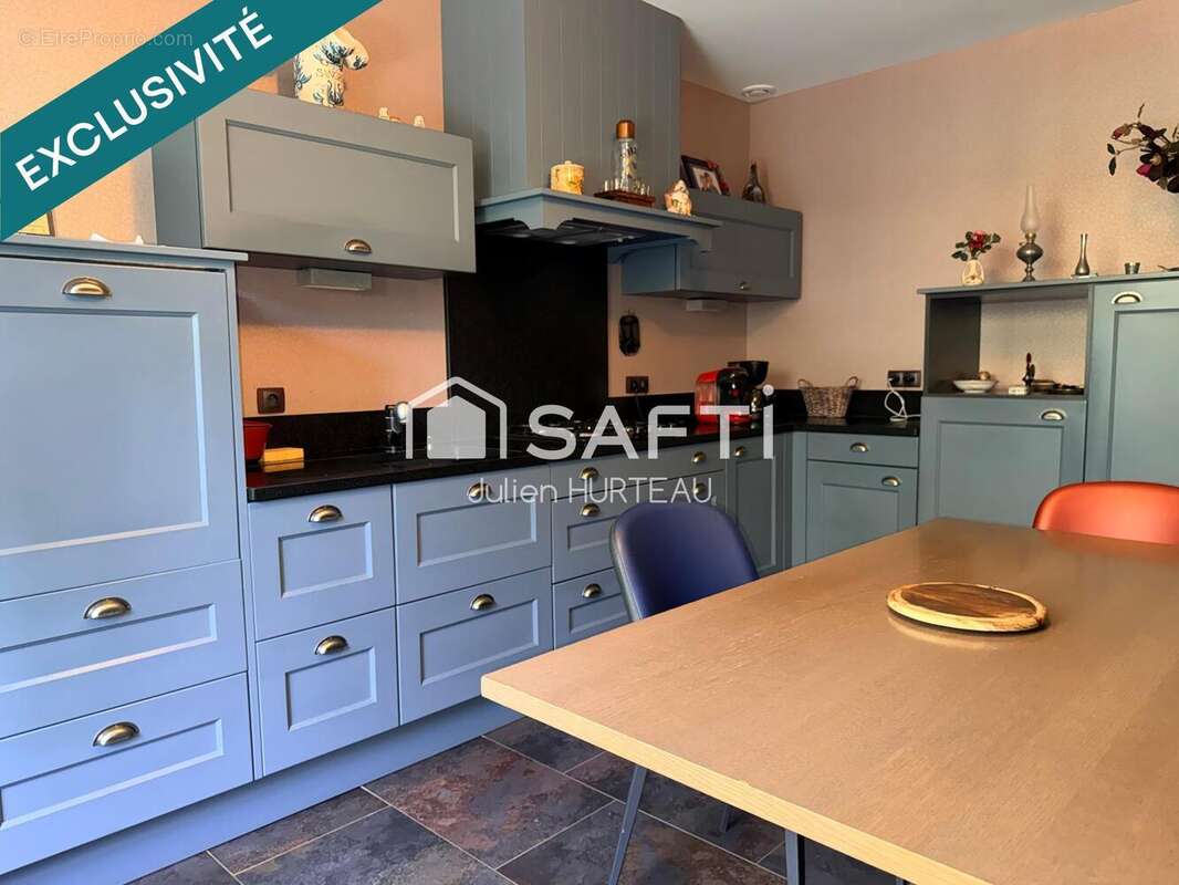 Maison 133 m² à Saint-Laurs  - photo 2
