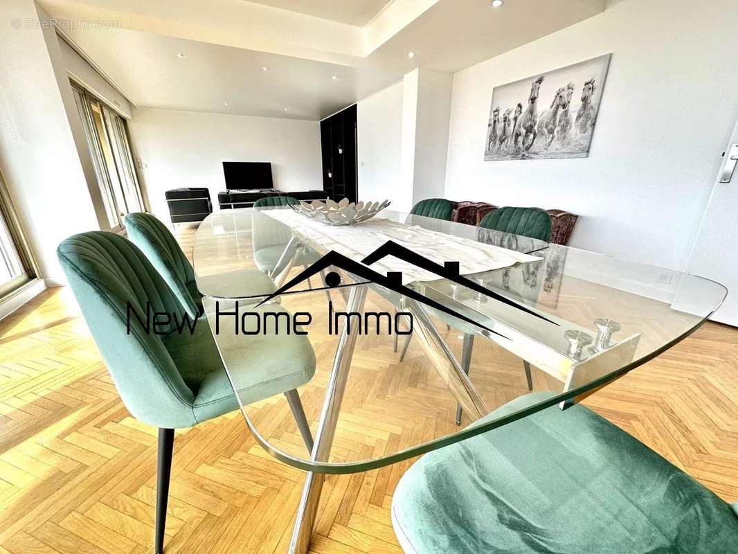 Appartement à MARSEILLE-8E