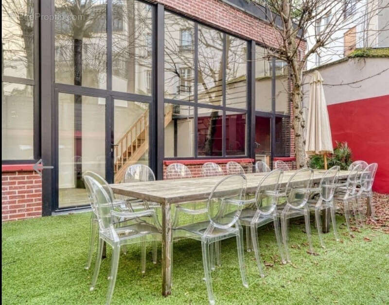 Maison à PARIS-17E