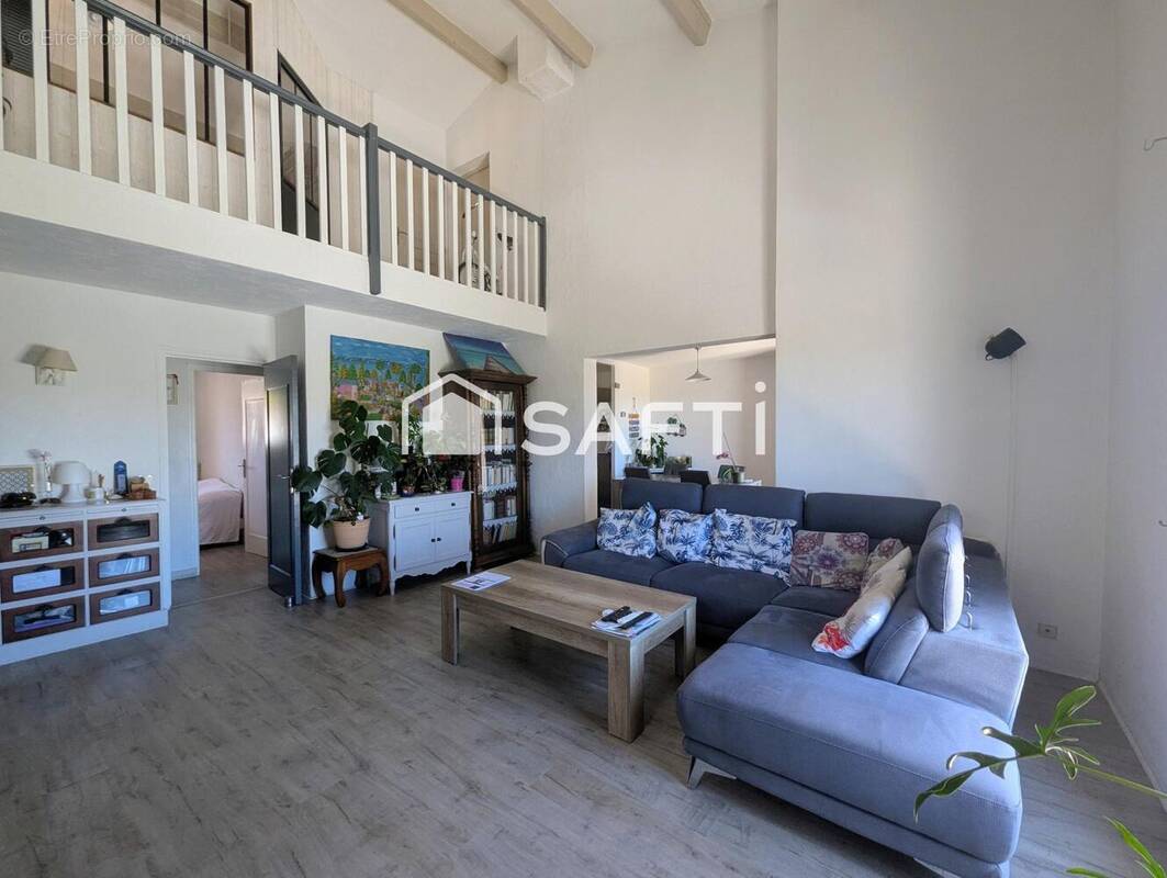 Photo 1 - Maison à FREJUS
