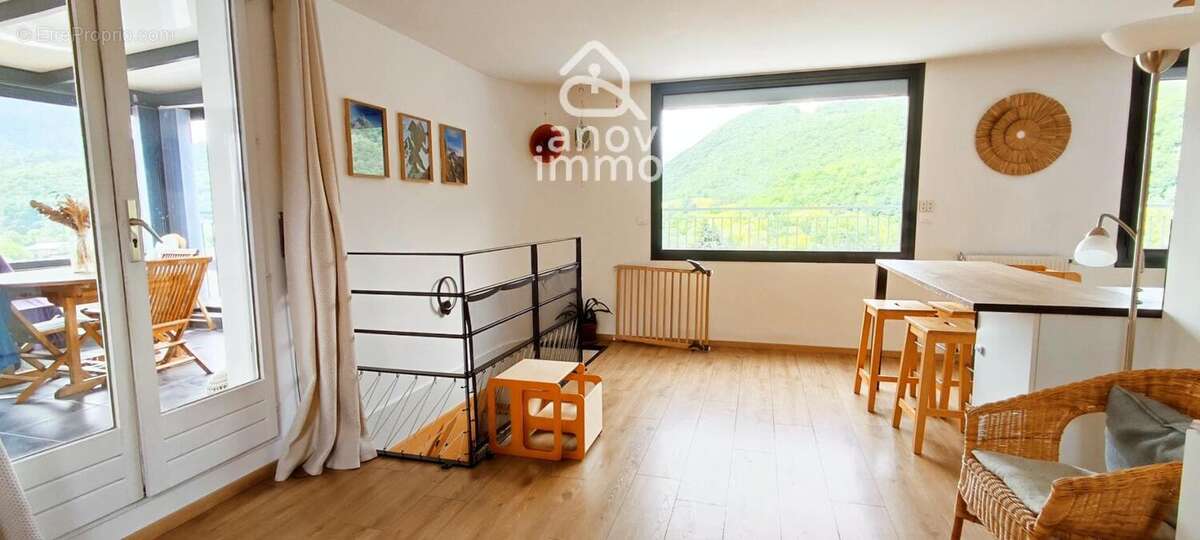 Appartement à VIZILLE
