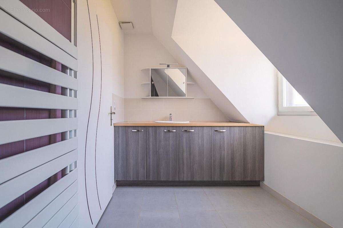 Maison à SAVIGNE-L&#039;EVEQUE