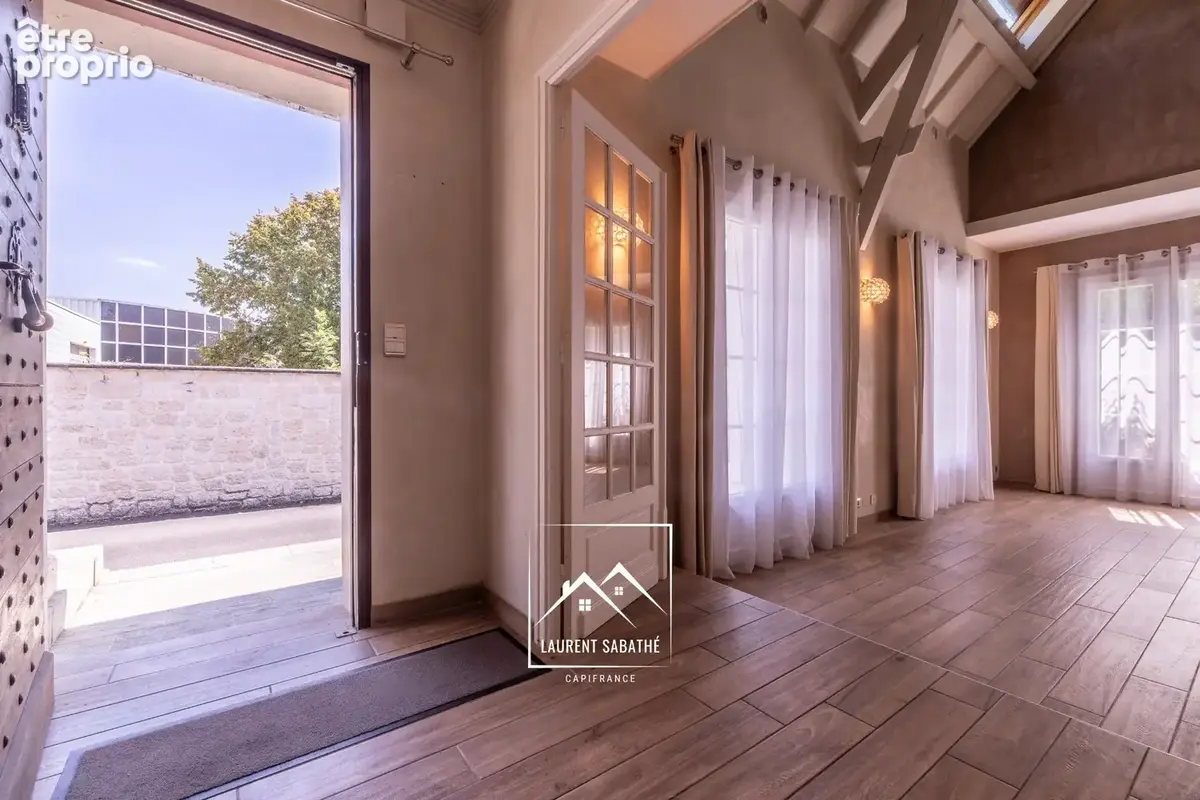 PAU (64) –  À VENDRE - Maison familiale de 213 m² - 5 chambres, bureau et piscine - photo 4
