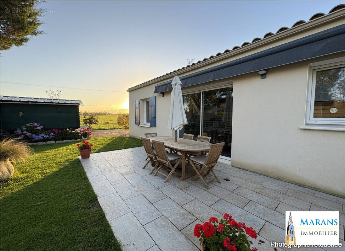 Maison à SAINT-SAUVEUR-D'AUNIS