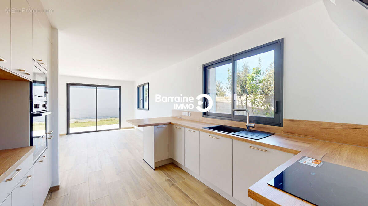 Maison à SAINT-RENAN