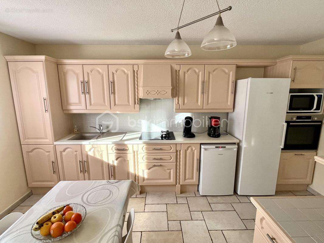 Maison très bien entretenue de 142 m², située au cœur d’un quartier résidentiel paisible - photo 14
