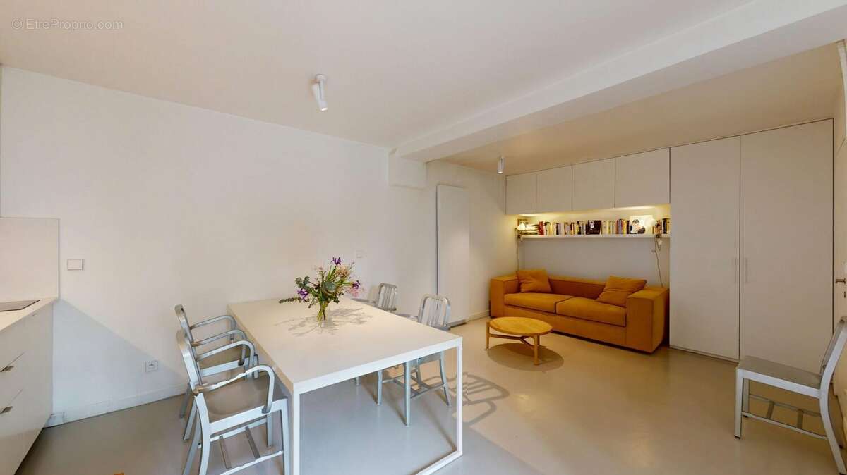 Appartement à PARIS-6E