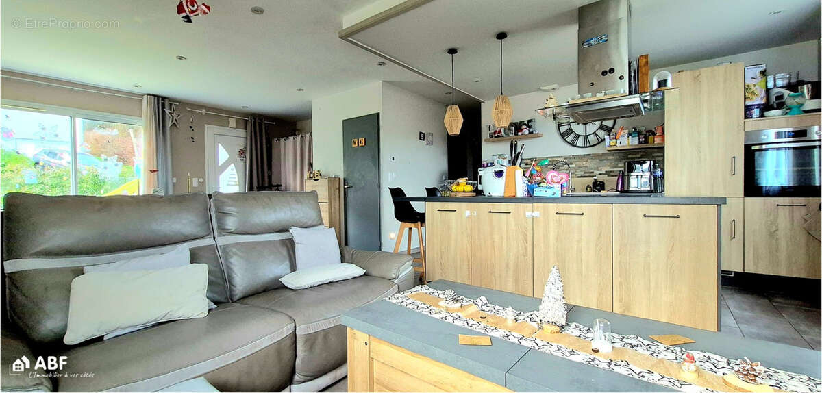 Maison à ROUXMESNIL-BOUTEILLES