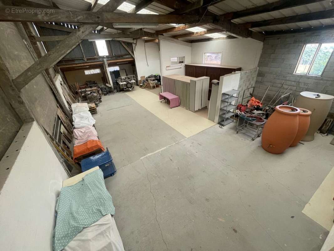Maison en pierre rénovée avec dépendances de 270 m² - photo 15