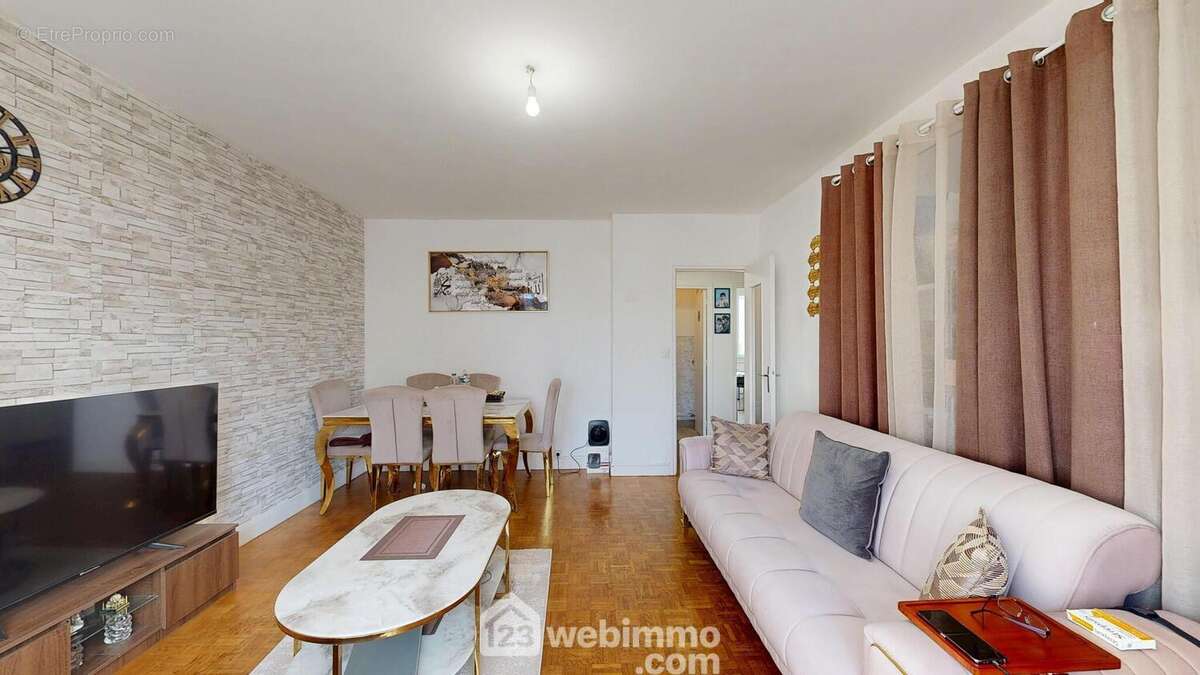 Appartement à COMPIEGNE
