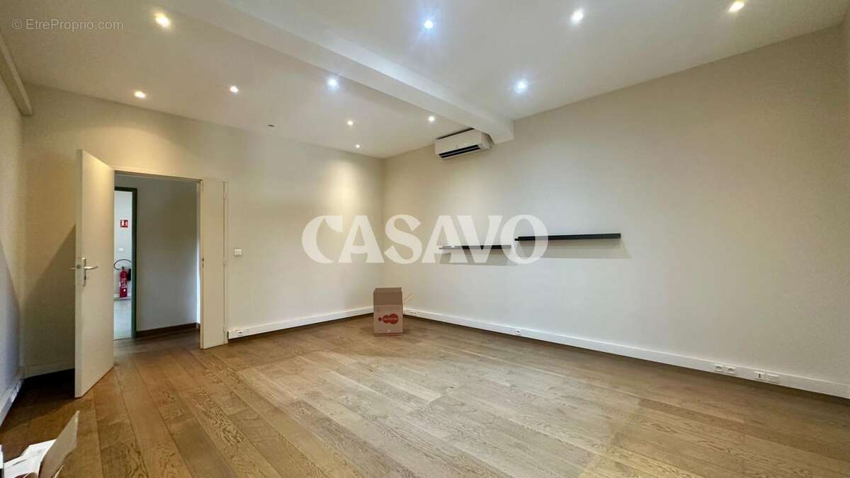 Vente Maison 10 pièces de 330m² - 13520 Maussane-les-Alpilles - photo 8