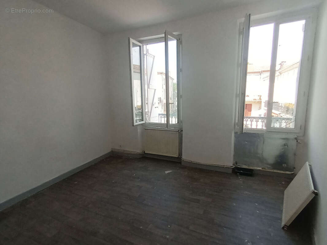 Immeuble de rapport au coeur de Clairac - photo 6