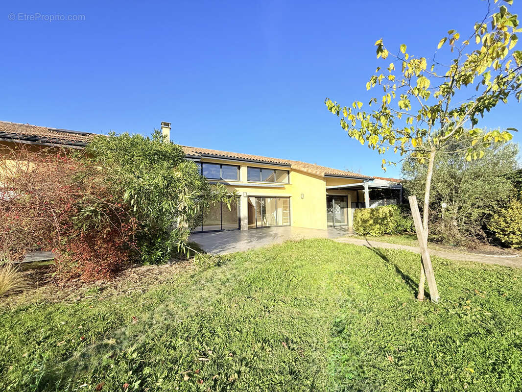 Maison à FONTENILLES