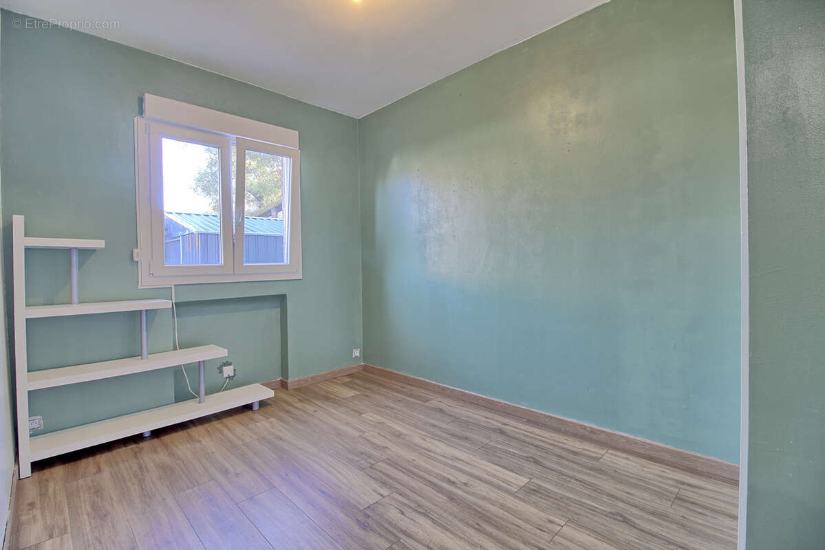 Appartement à VALLAURIS