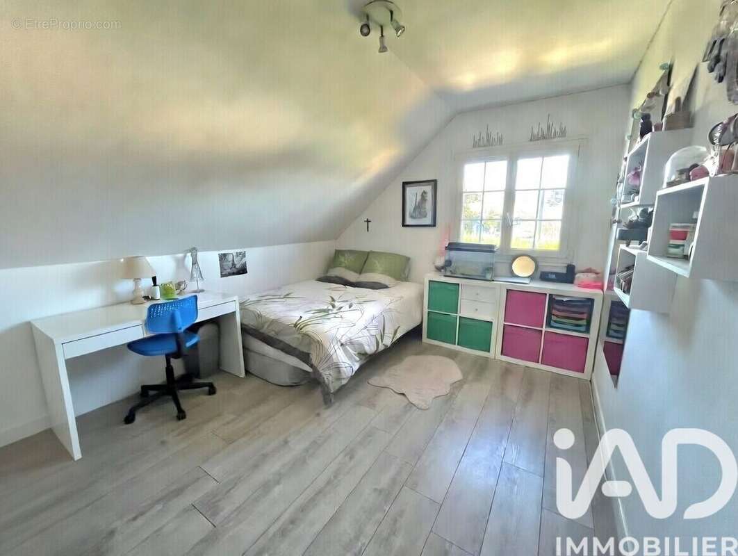 Photo 5 - Maison à MONTIGNY-LES-CORMEILLES