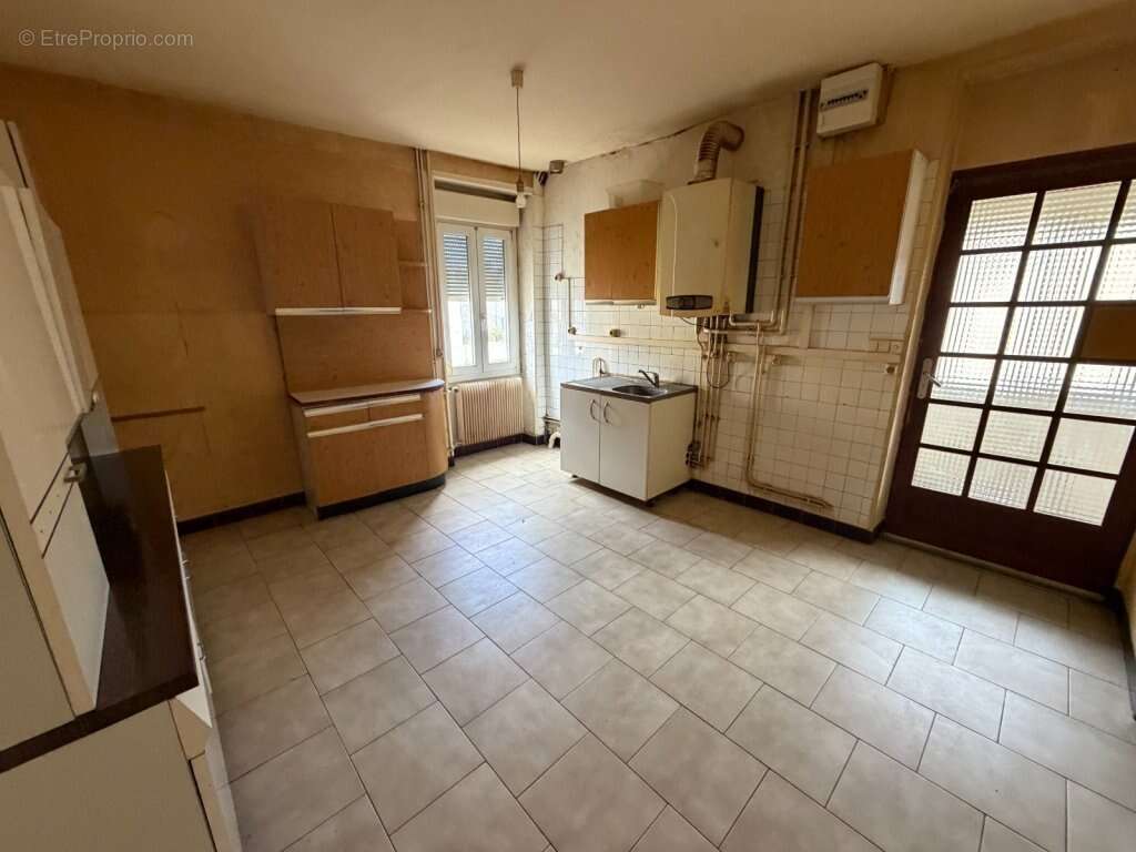 Immeuble 101 m2 le creusot - photo 5