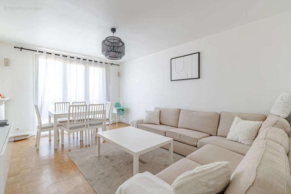 Appartement à THIAIS