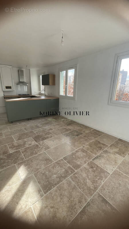 Appartement à MARSEILLE-9E