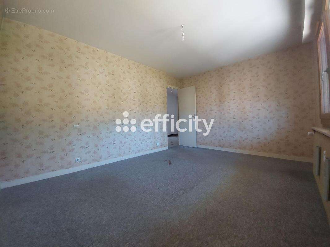 Appartement à MARIGNIER