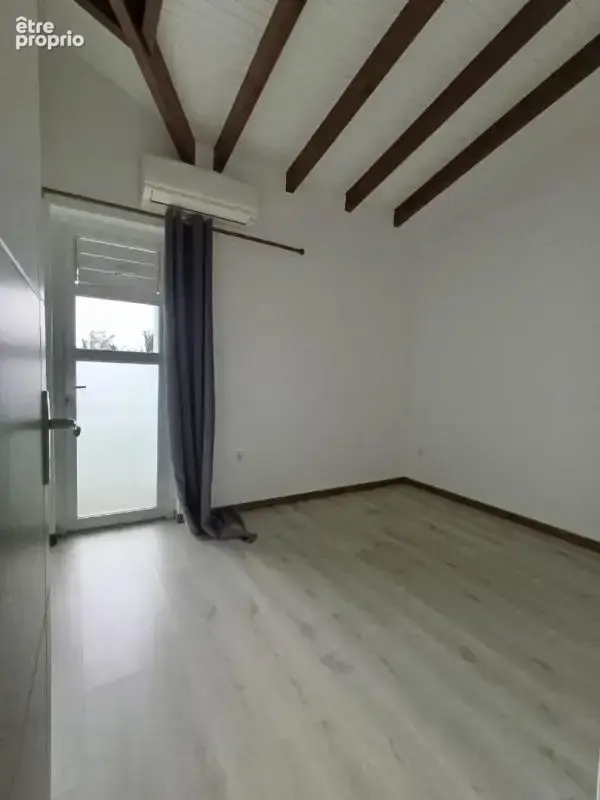 Duplex F4  160 m2 -Jardin piscinable - Résidence sécurisée - 800m plage Trois ilets - photo 14