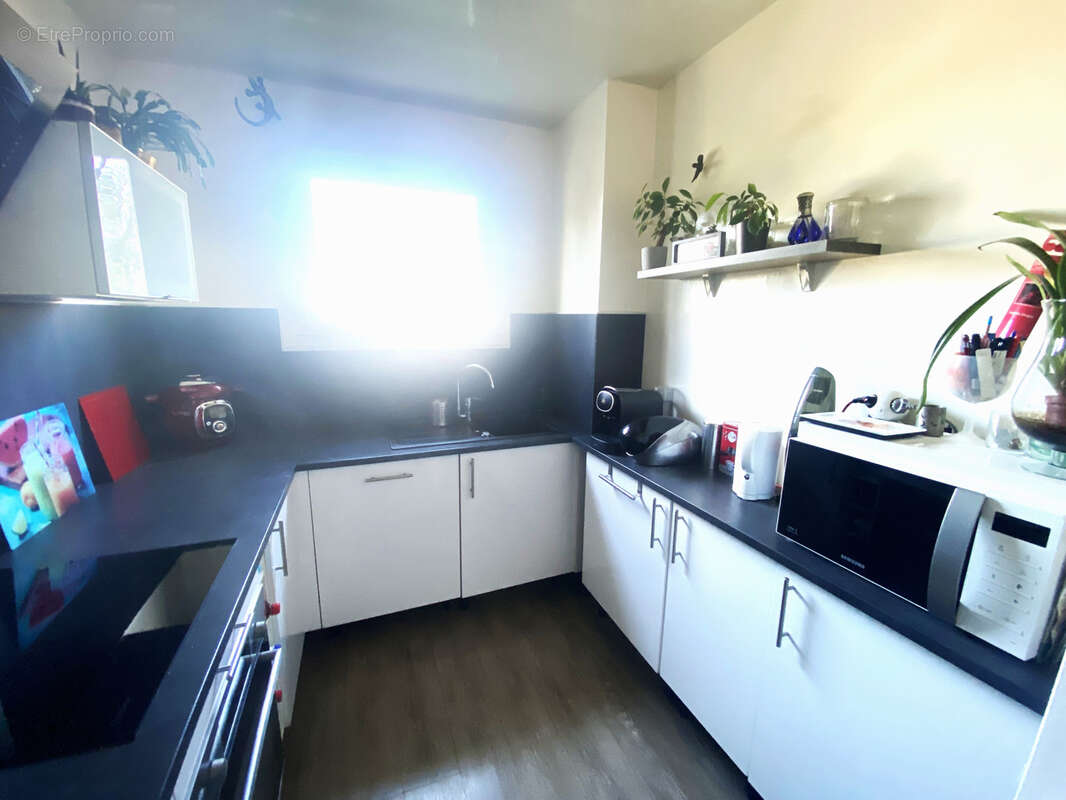 Appartement - t1 - epinay sur seine/cygne d'enghien - photo 8
