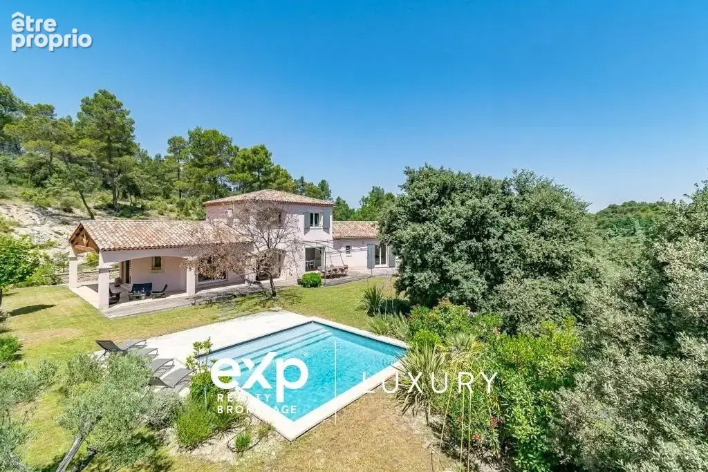 Maison 7 pièces 201 m² à vendre à Peyrolles-En-Provence (13860) - photo 1
