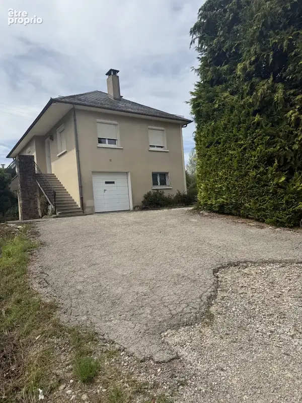 Maison à BARAQUEVILLE
