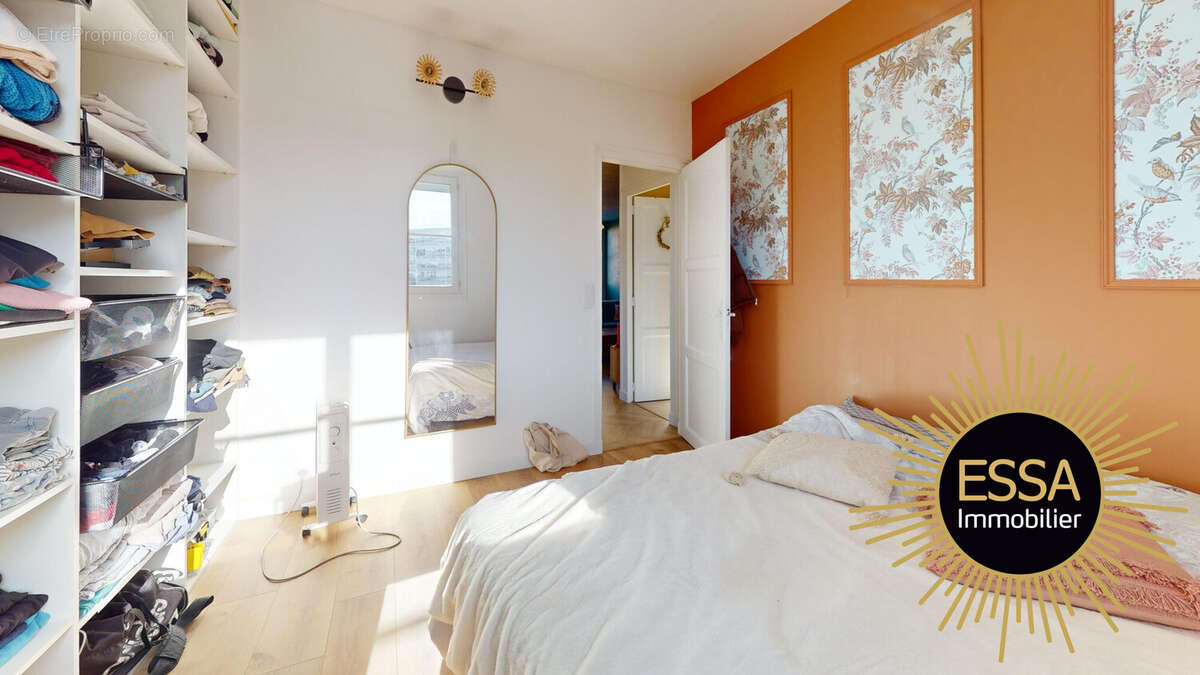 Appartement à VELIZY-VILLACOUBLAY