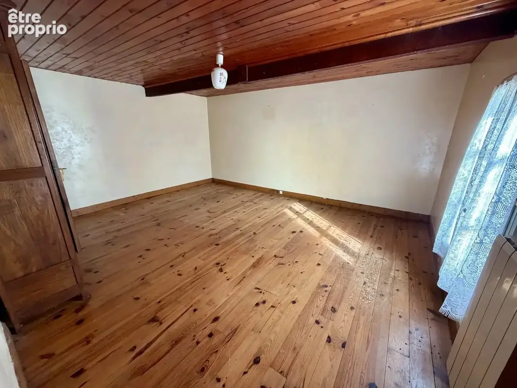 Maison T4 de 156m2 habitables avec dépendances et jardin - photo 12