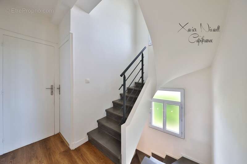 Maison à vendre 7 pièces BOURG EN BRESSE (01) - photo 10