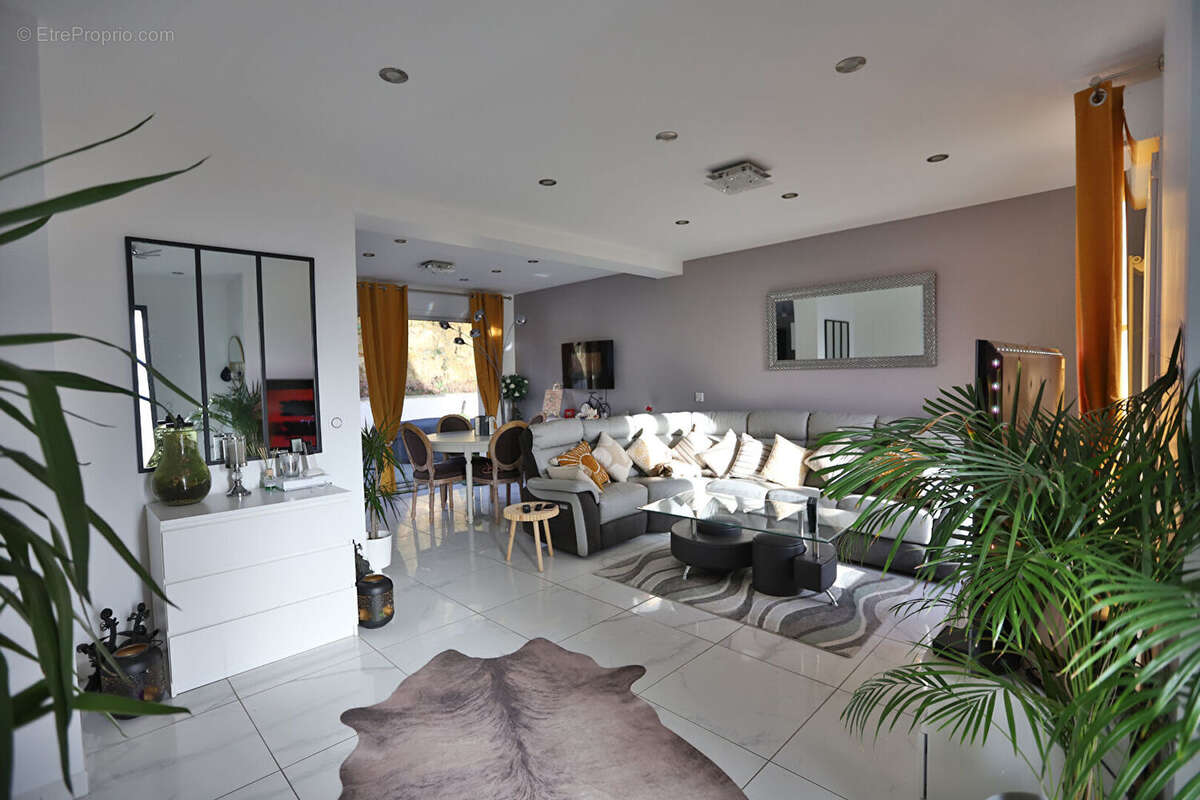 Maison à JOUARS-PONTCHARTRAIN